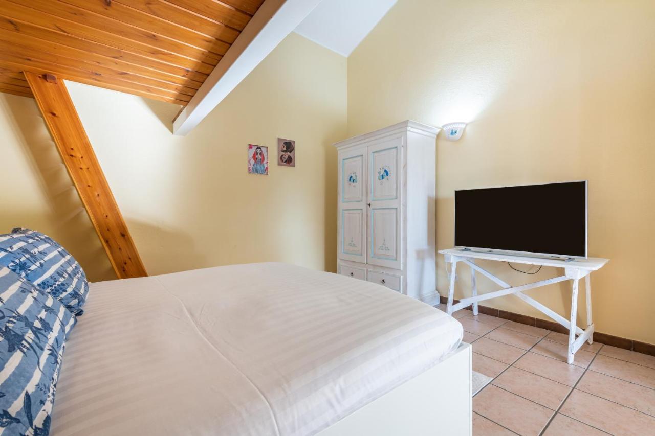 Villa Sureu Solanas  Ngoại thất bức ảnh