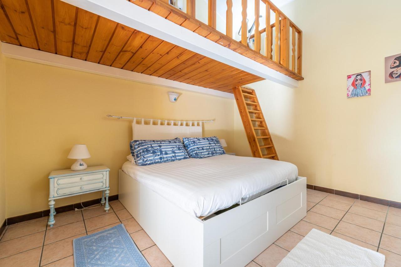 Villa Sureu Solanas  Ngoại thất bức ảnh
